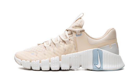 FREE METCON 5 WMNS "Sanddrift" DV3950 105