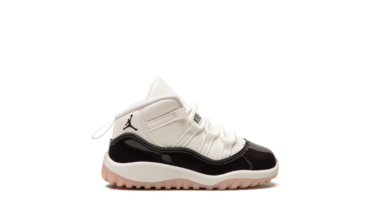 Jordan 11 Retro TD "Neapolitan" DO3856 101