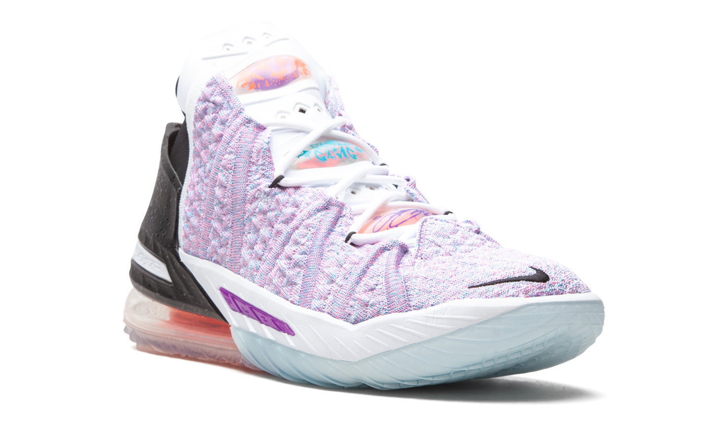 LeBron 18 "Multicolor" CQ9283 900