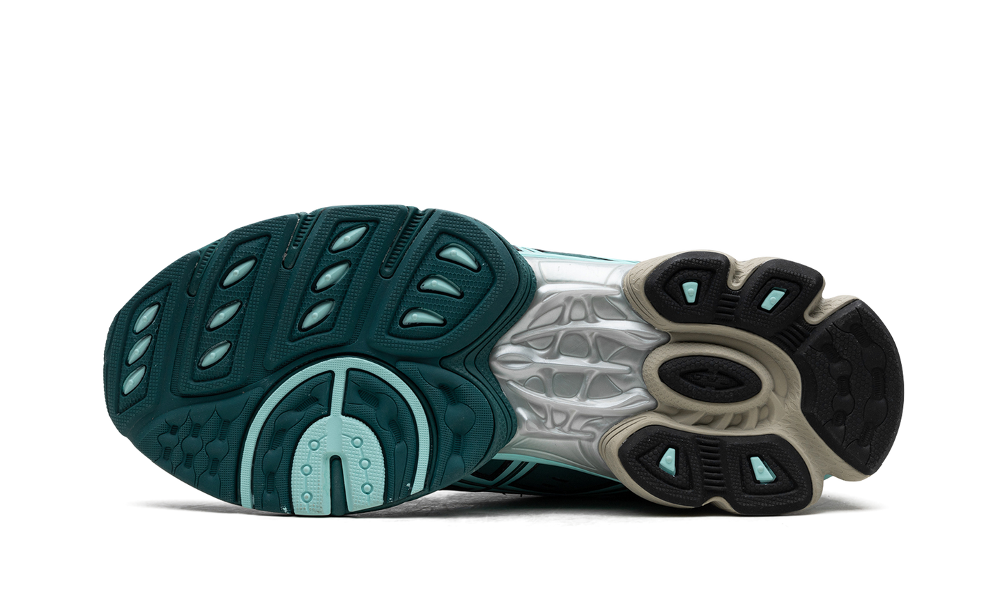 UB3-S Gel-Nimbus 9 "Kiko Kostadinov"