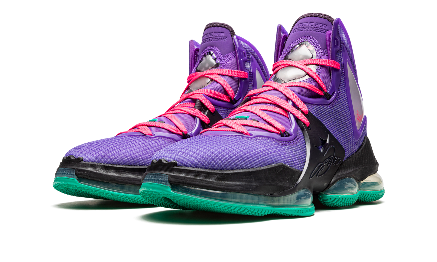 LeBron 19 "DJ Bron" CZ0203 500