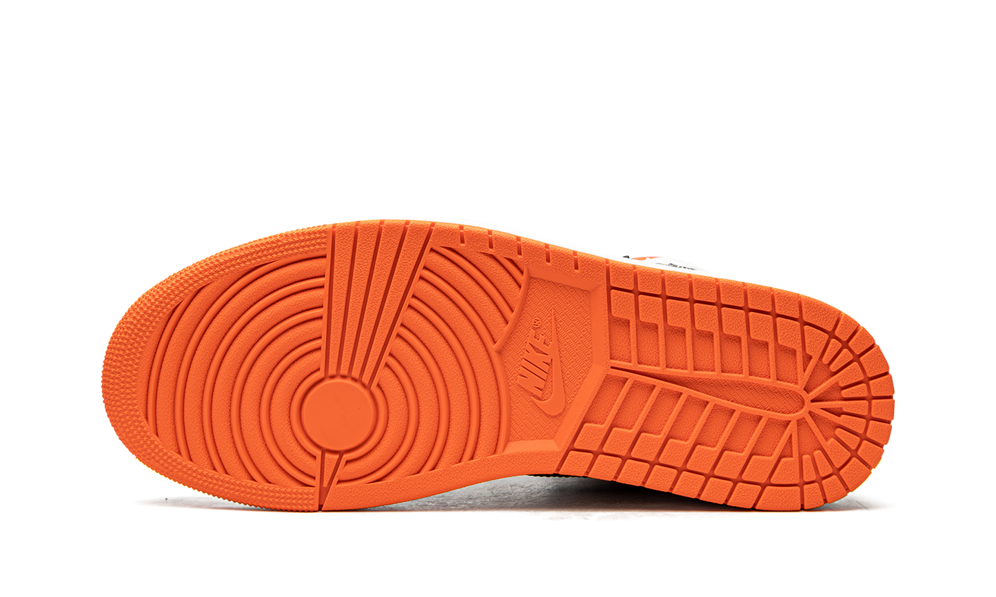 Air Jordan 1 Retro High OG "Electro Orange" 555088 180