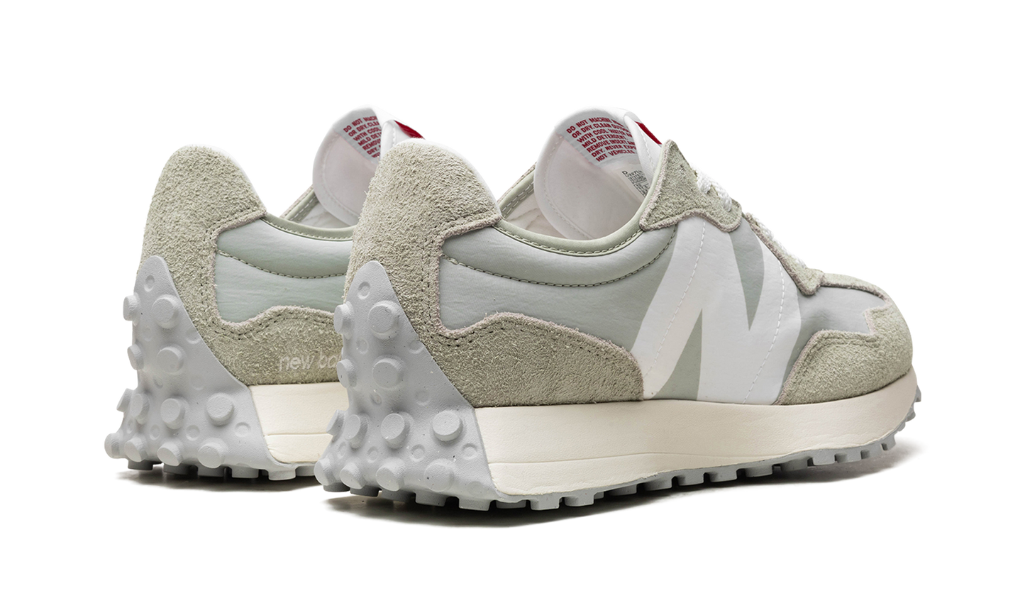 327 "Olivine" U327LM