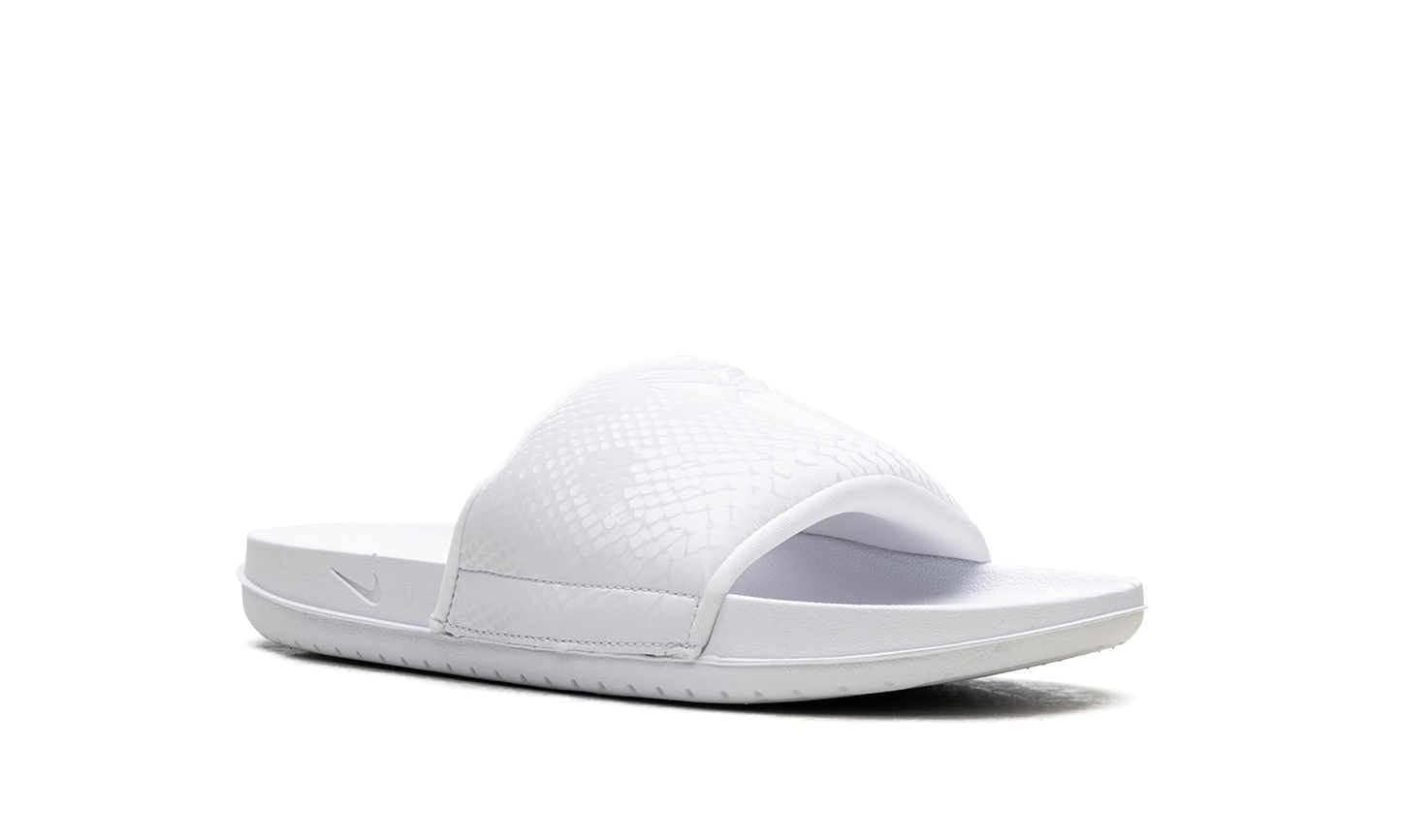 Kobe Offcourt Slide "Triple White" IF2870 100