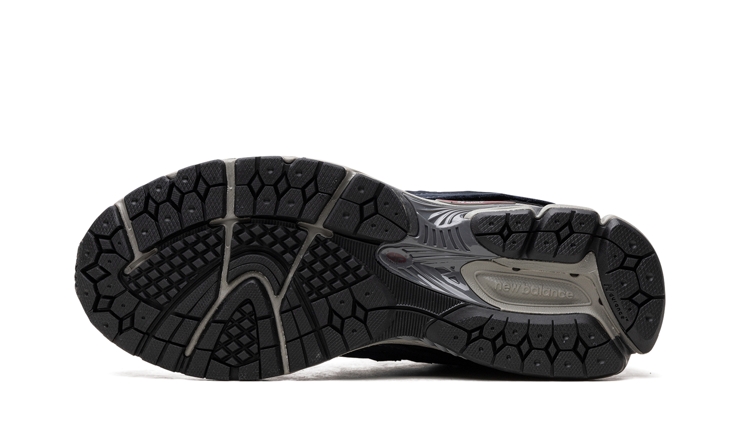 2002R "Protection Pack - Eclipse" M2002RDO