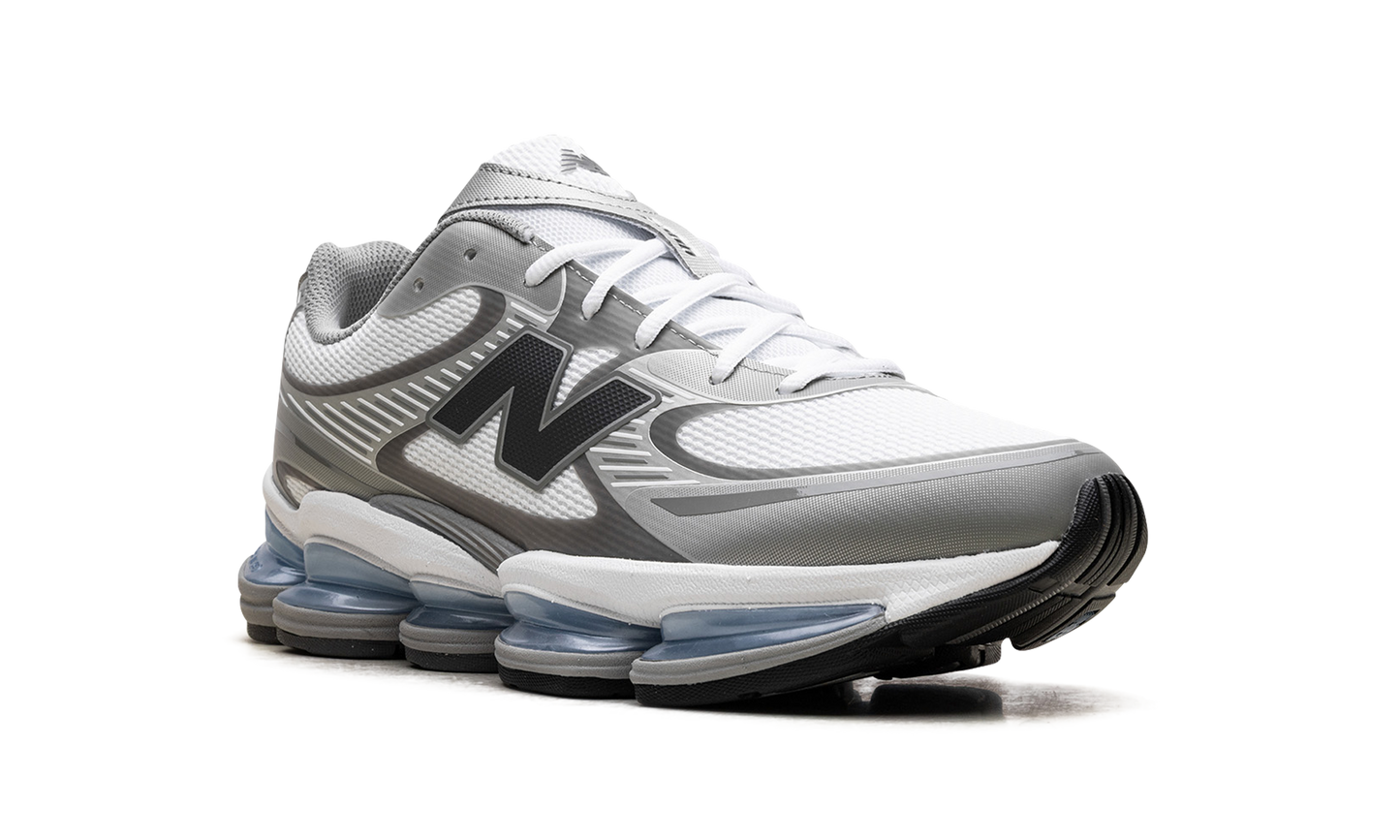 Abzorb 2000 "White / Metallic Silver" U2000AA