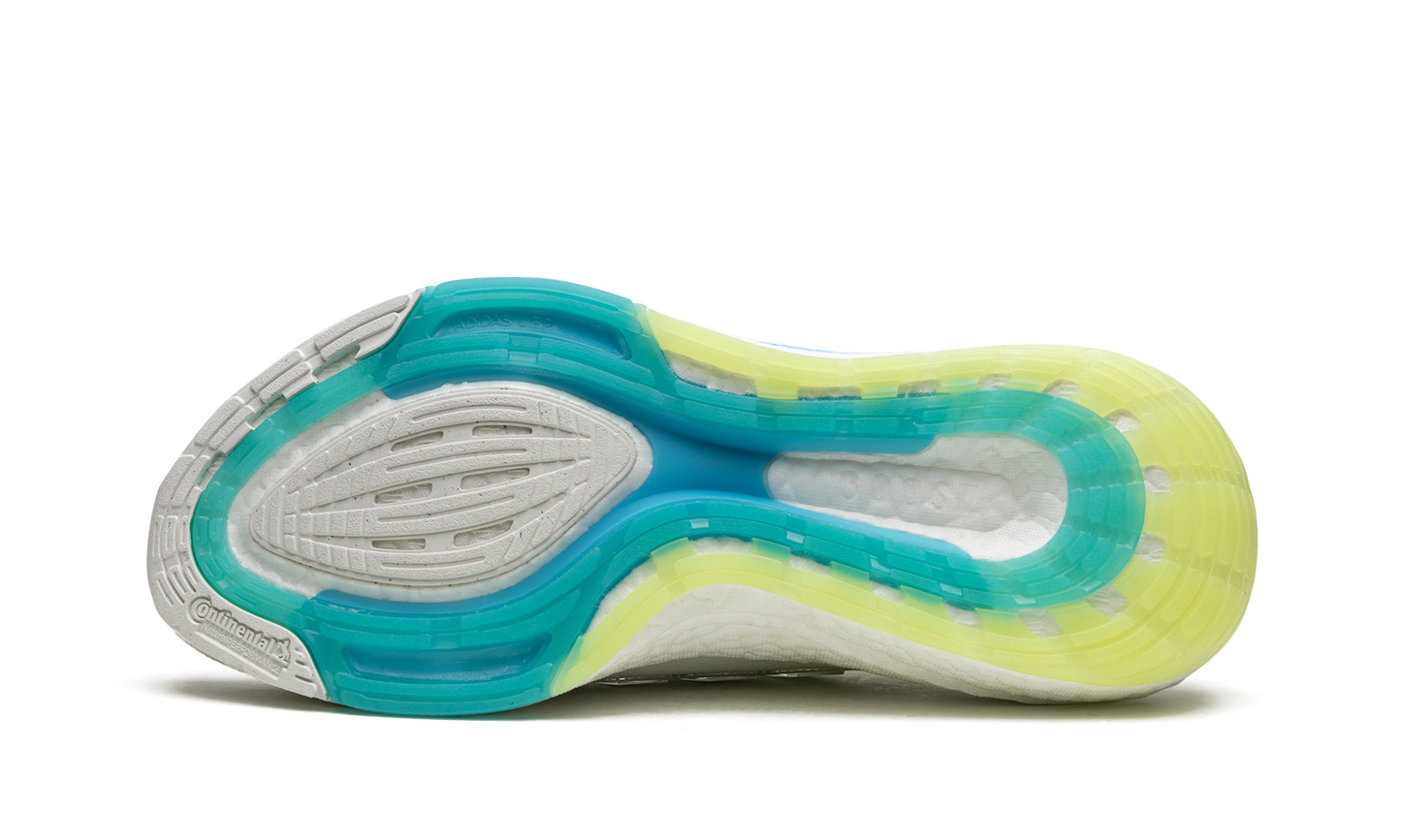 Ultraboost 22 GY8674