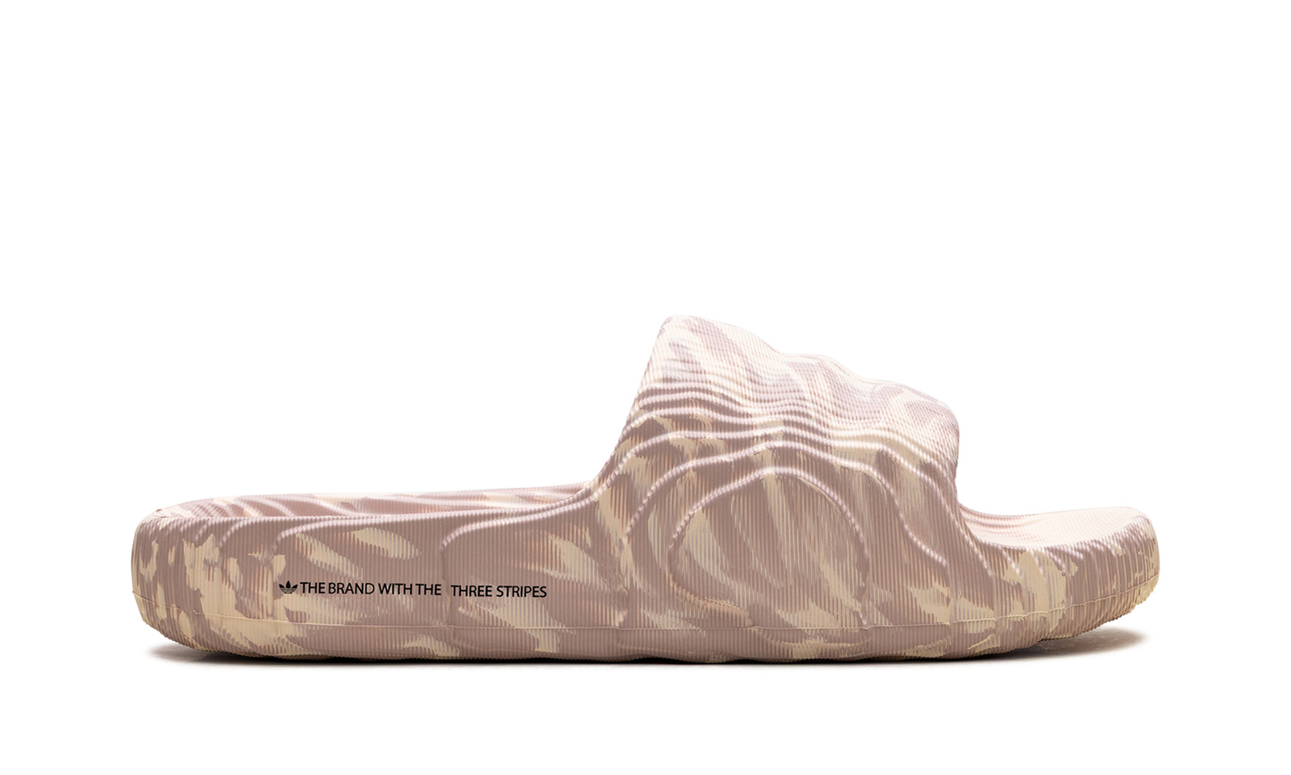 Adilette 22 Slides "Sand Strata" HP6516