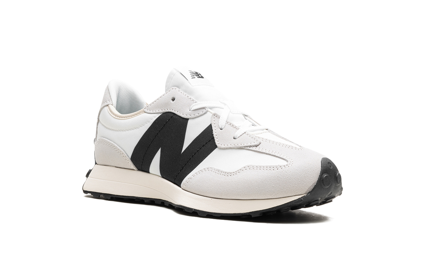 327 GS "Silver birch with black" GS327FE