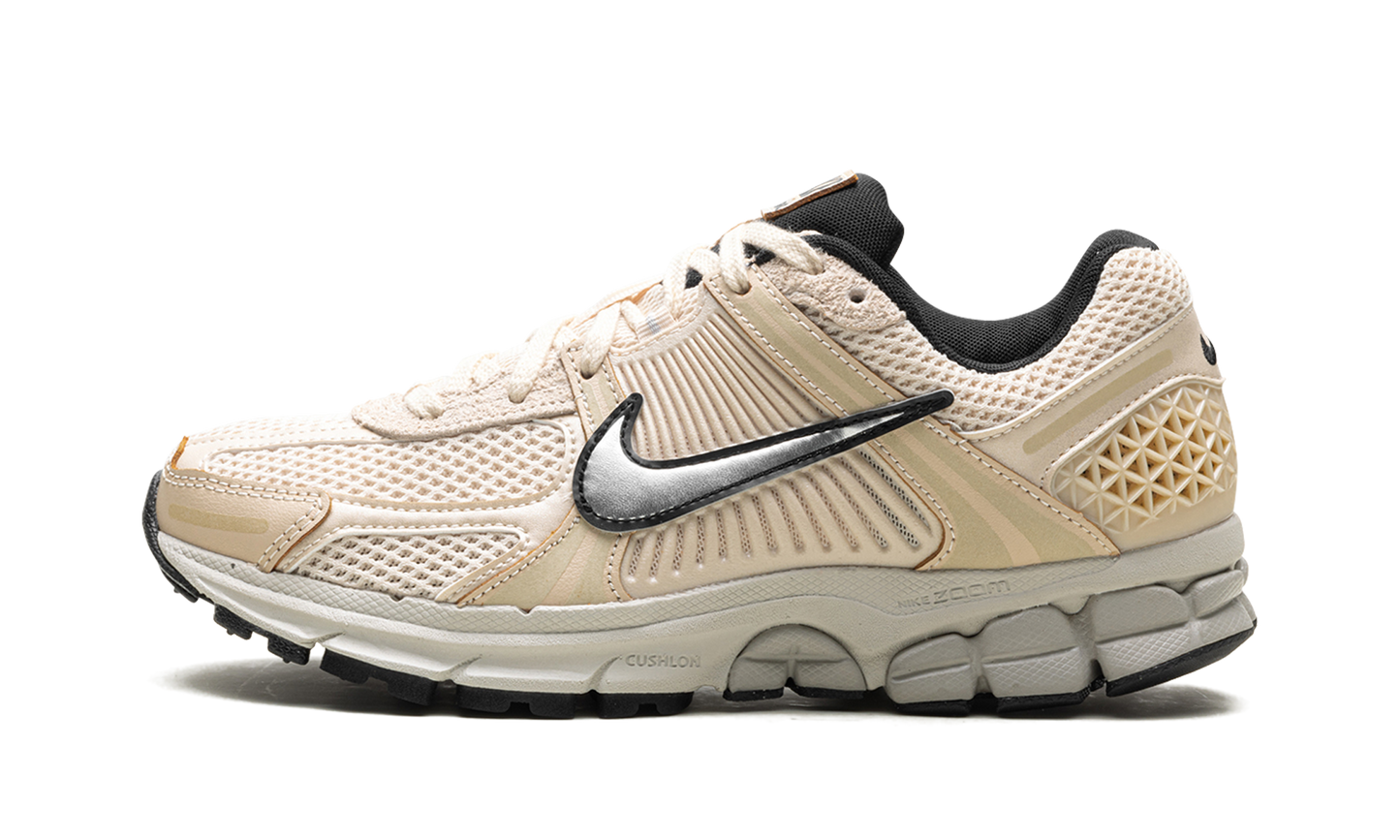 Zoom Vomero 5 WMNS "Pearl White" FN6742 200