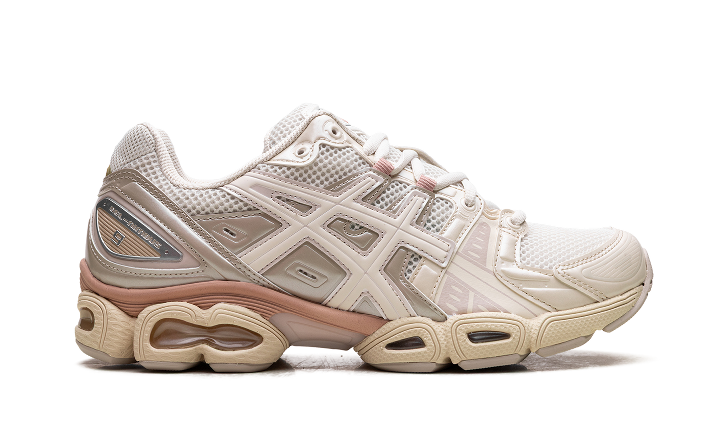 Gel Nimbus 9 WMNS "Pale Oak / Cream" 1202A278 201