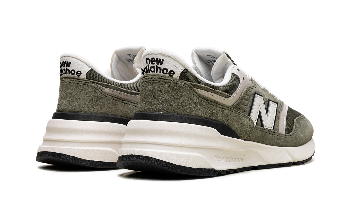 997R "Green / White" U997RPCA