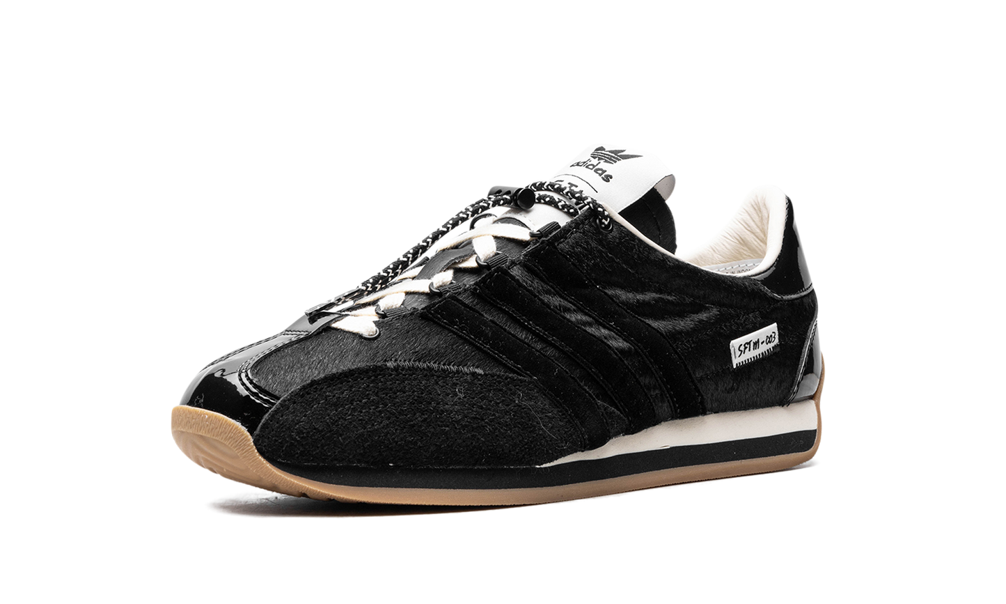 Country OG "Song For The Mute - Core Black" JH9010