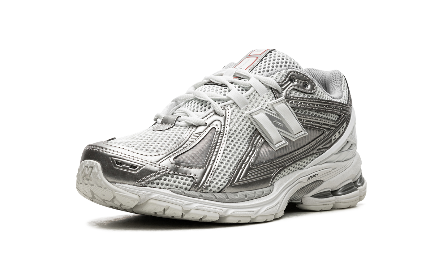 1906R "Silver Surfer" M1906RCB