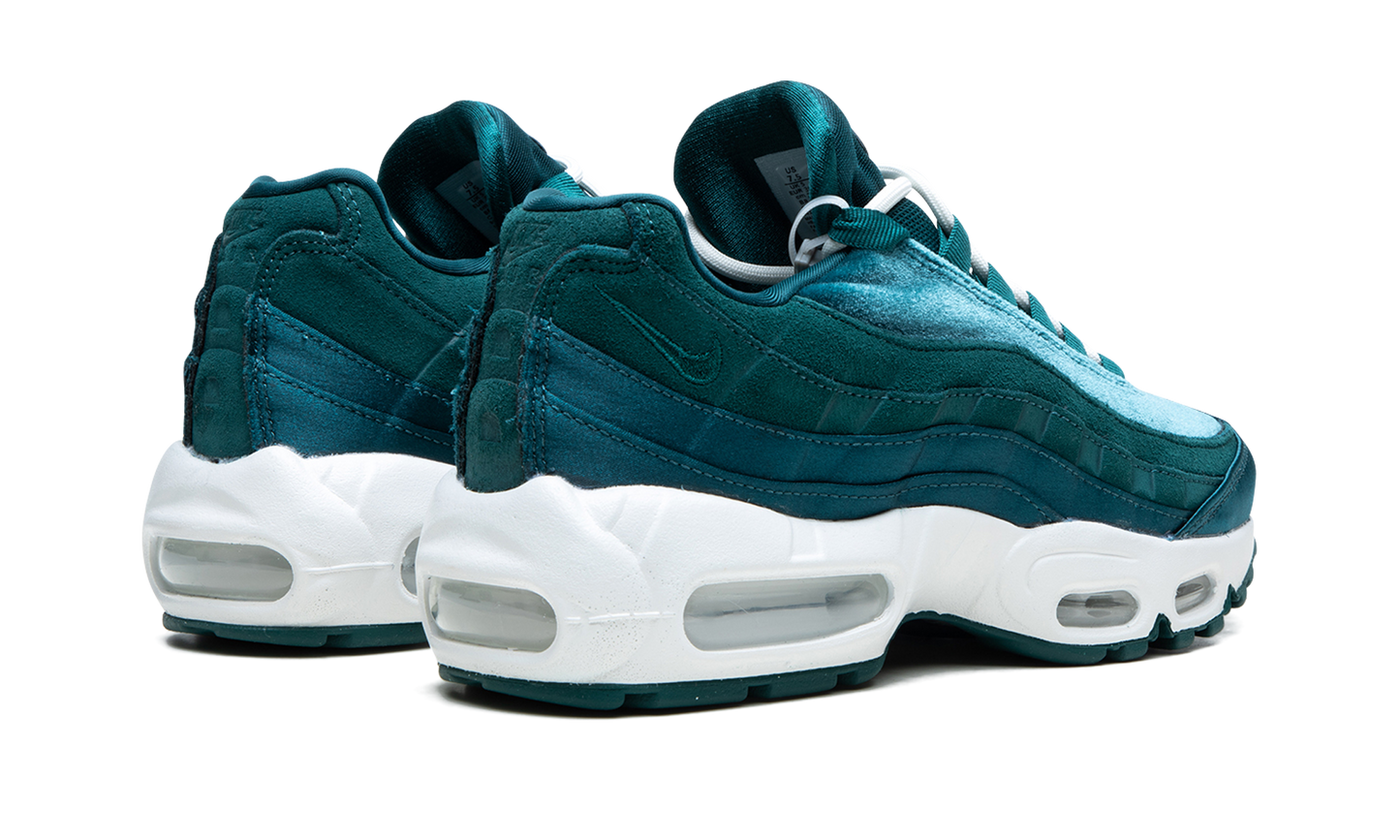 AIR MAX 95 MNS WMNS "Green Velvet" DZ5226 300