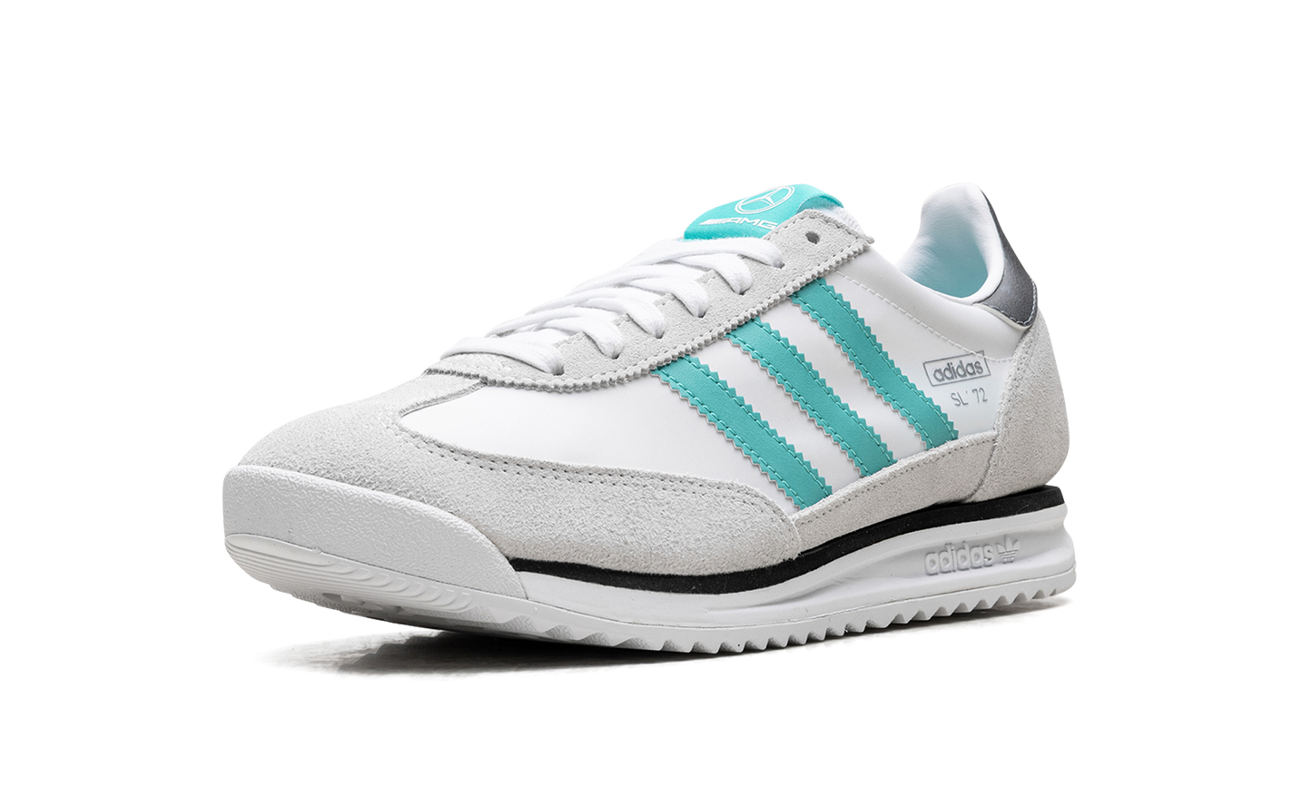 SL 72 RS "Mercedes-AMG Petronas Formula One Team White" JQ1781