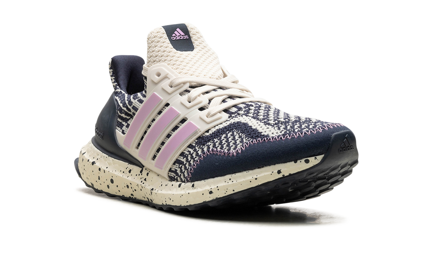 ULTRABOOST 5.0 DNA WMNS "Shadow Navy Lilac Speckled" GV8736