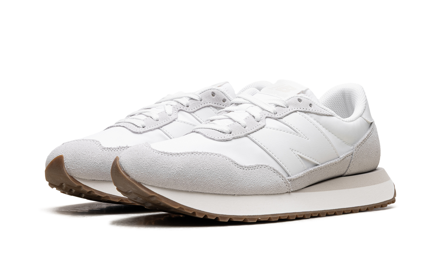 237 WMNS "Nimbus Cloud Moonbeam" WS237NN