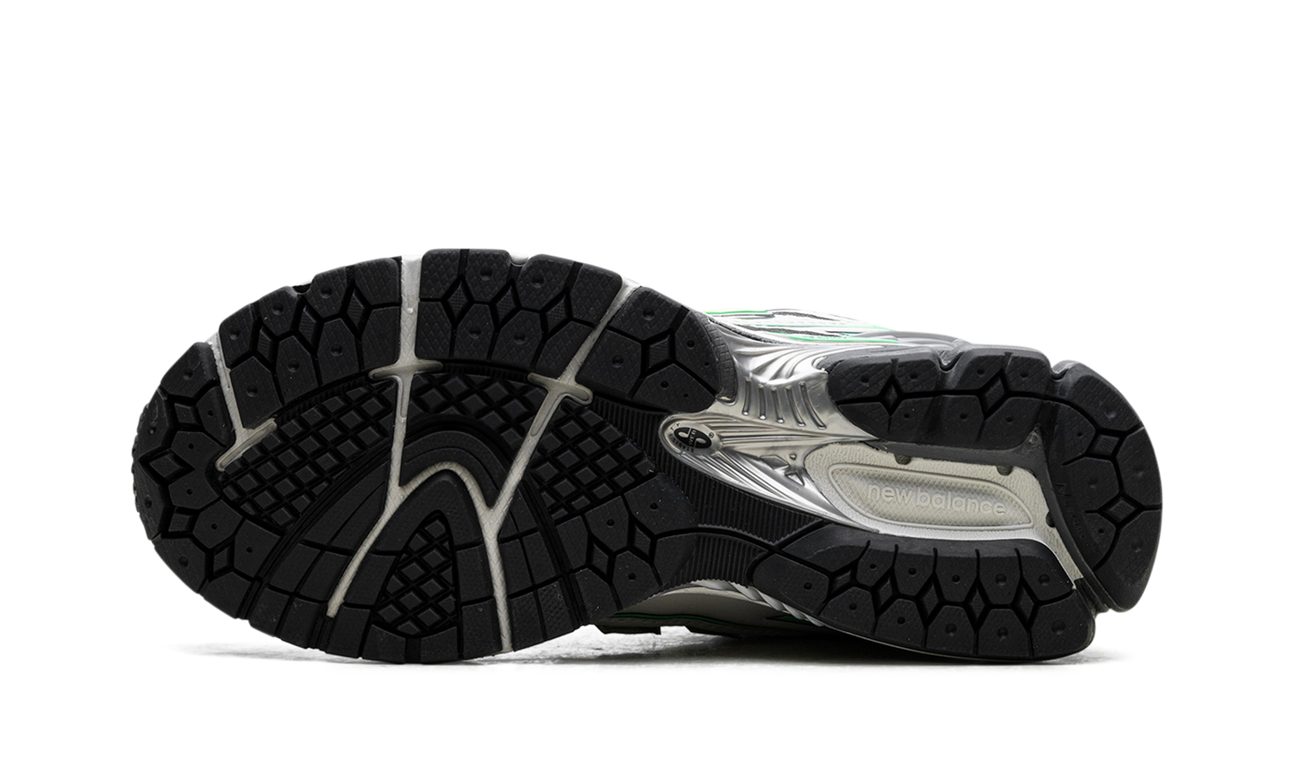 1906R "Neon Pack - Green - ASOS Exclusive" M1906RAG