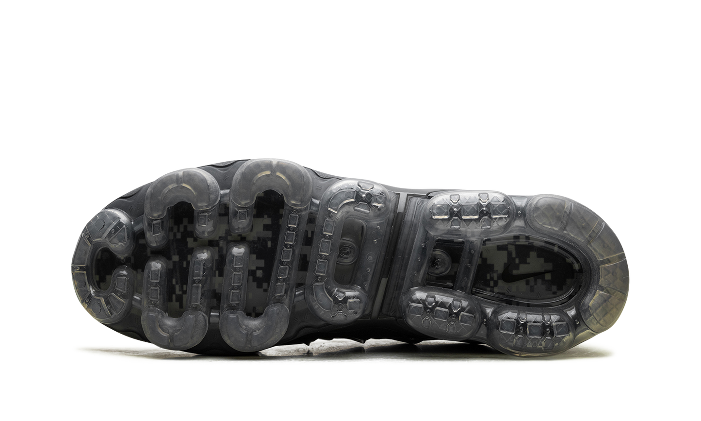 Air VaporMax Plus "Dark Stucco" AT5681 001