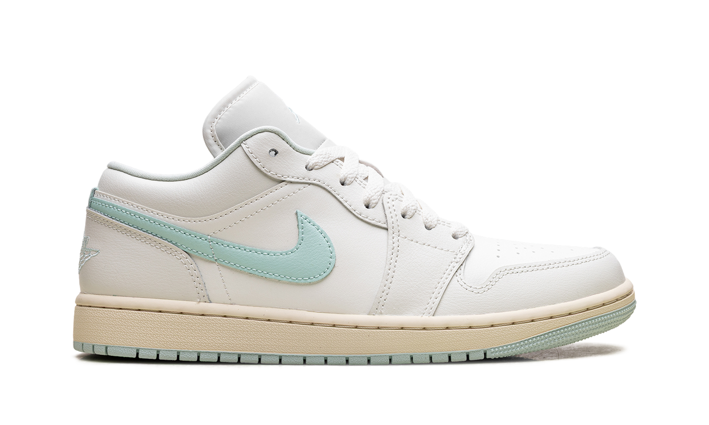 Jordan 1 Low WMNS "Sail Igloo" DC0774 134