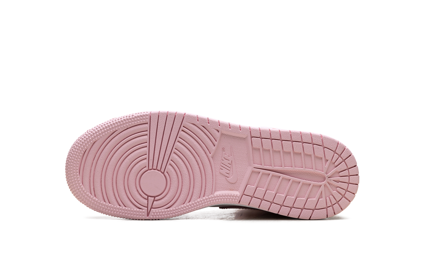 Jordan 1 Mid GS "Pink Foam Fire Red" DQ8423 608