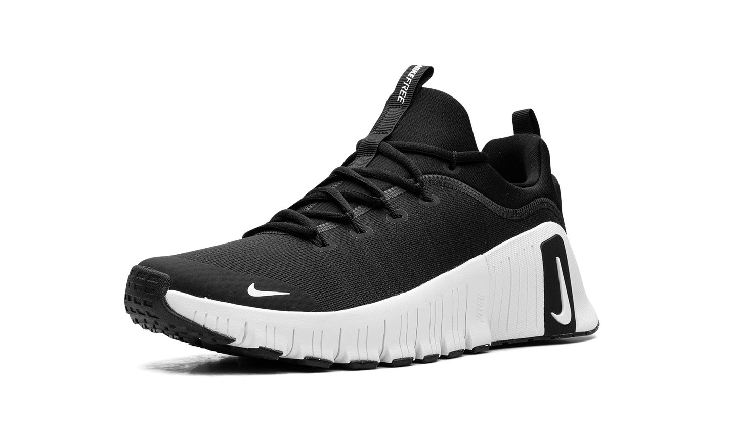 Free Metcon 6 "Black / White" FJ7127 001