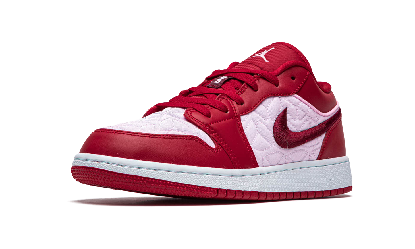 Air Jordan 1 Low SE GS "Pink Quilt"