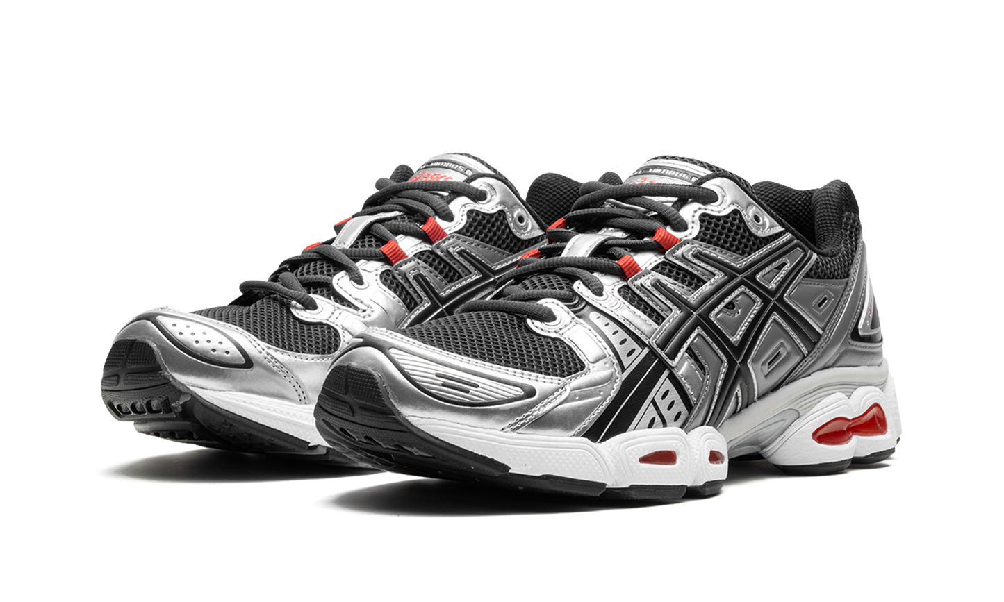 Gel-Nimbus 9 "Graphite Grey Red" 1201A424 023