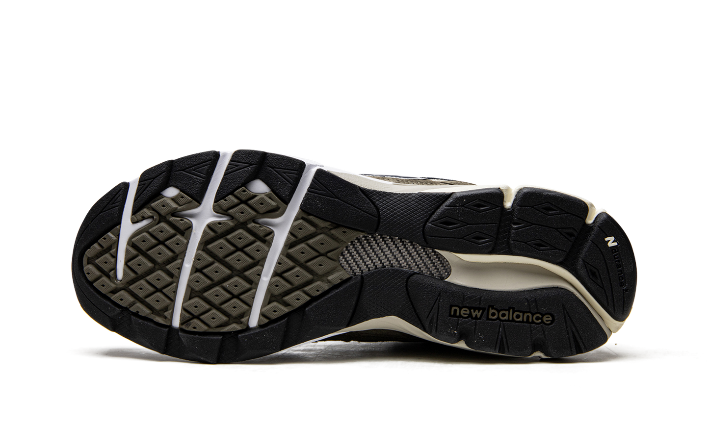 990v3 "Made In USA - Olive" M990TO3