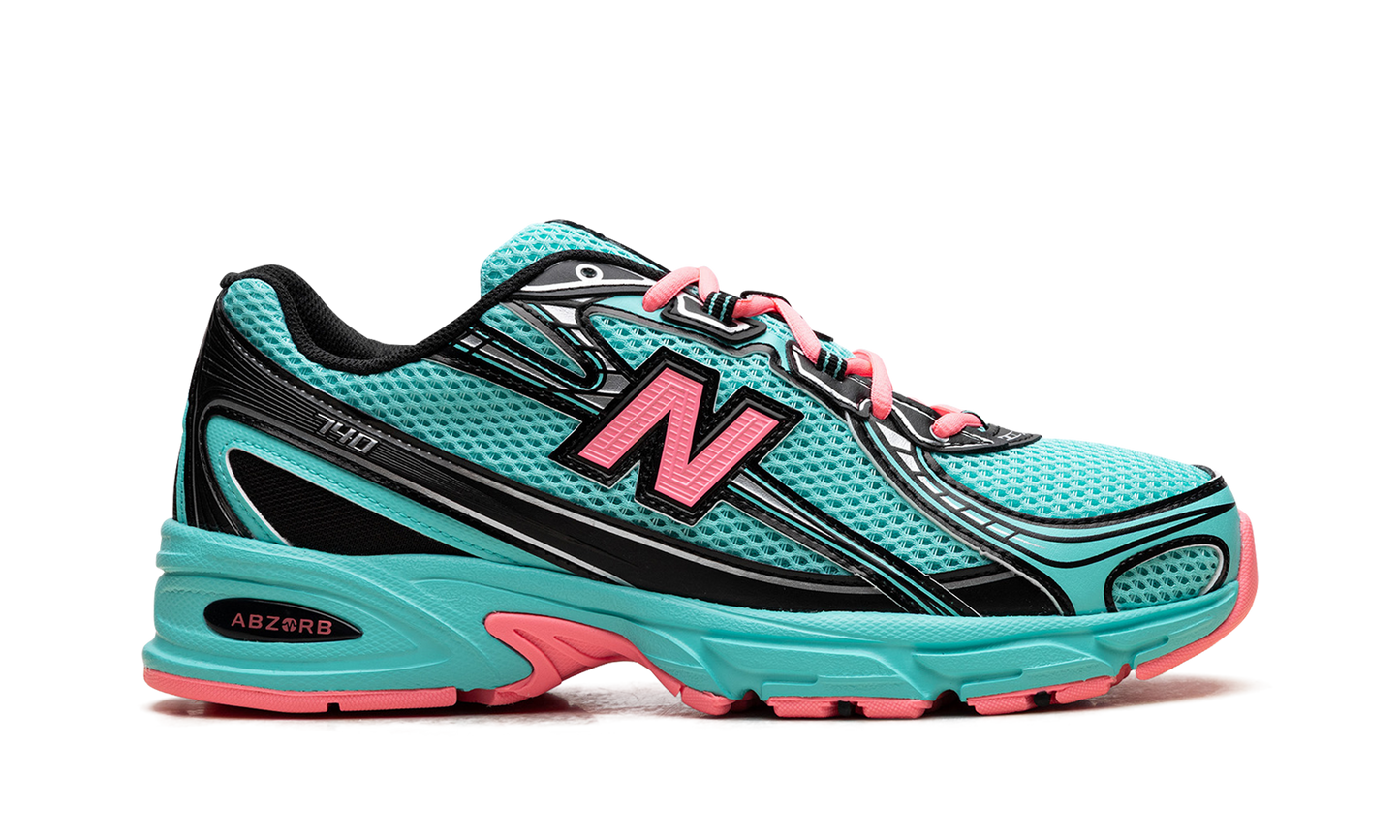 740 "Cyber Jade" U740EG2