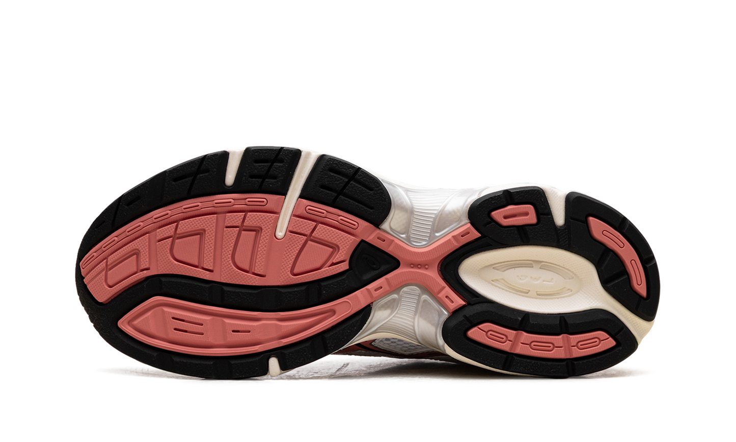 Gel-1130 "White Desert Red" 1203A609 102