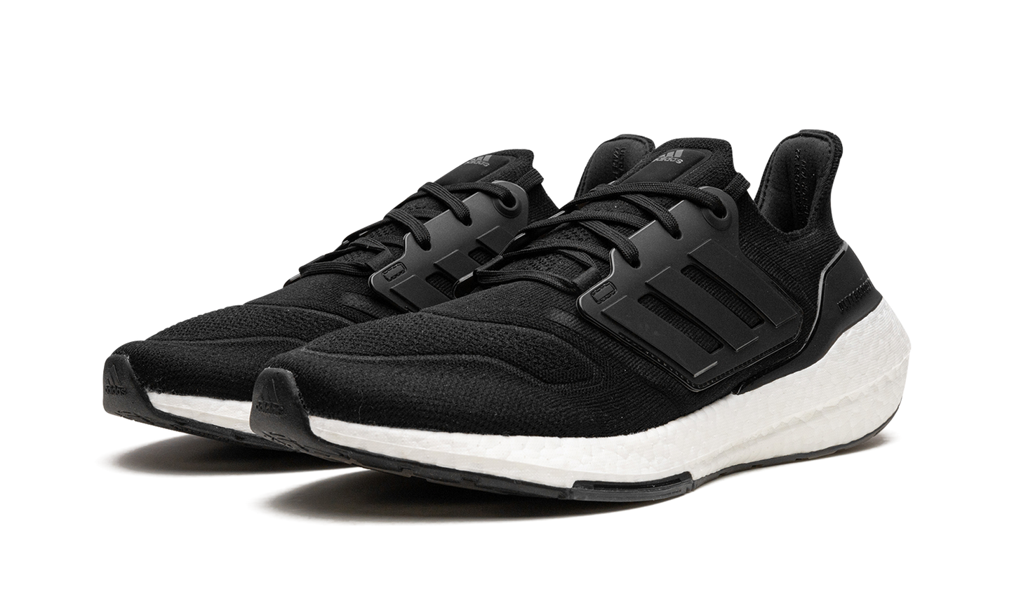 ULTRABOOST 22 WMNS "Black" GX5591