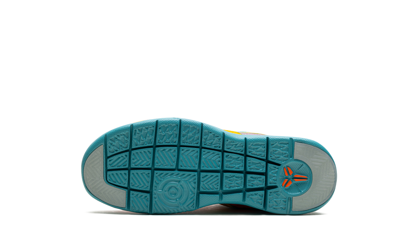 Kobe 8 PS "Venice Beach" HF7320 001