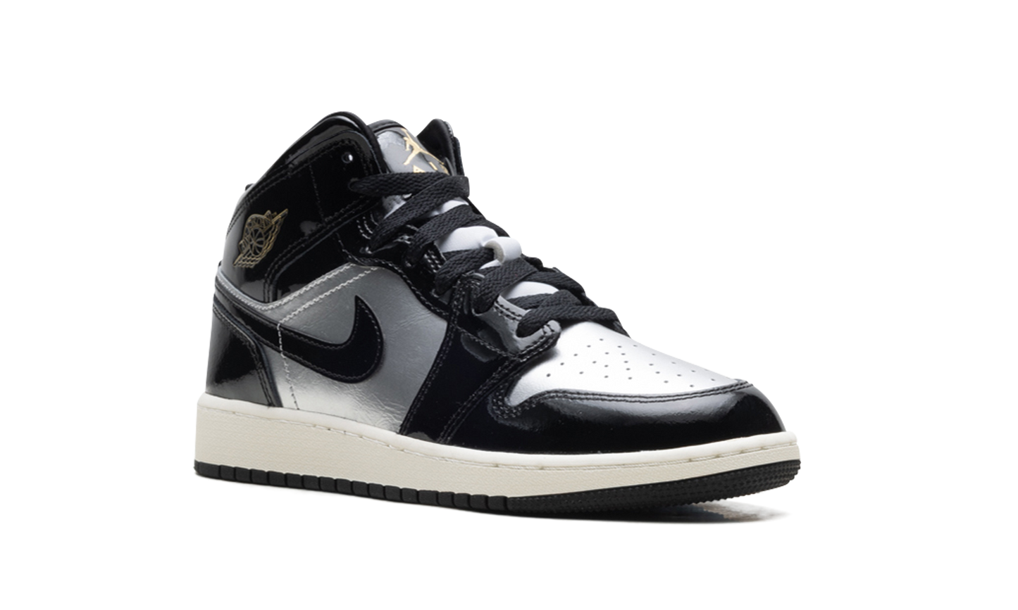 Jordan 1 Mid SE GS "Black Metallic Silver Sail Metallic Gold" FZ3938 001