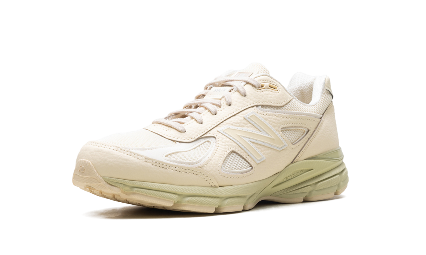 990v4 "Made in USA - Macadamia Nut" U990BO4