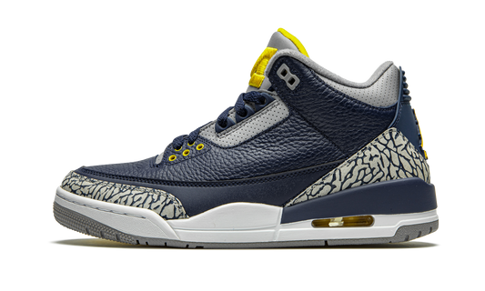 Air Jordan 3 Retro PE "Michigan" AJ3 820064