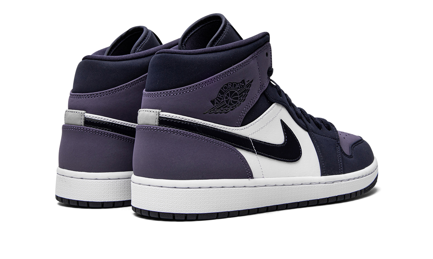 Air Jordan 1 Mid "Sanded Purple" 554724 445