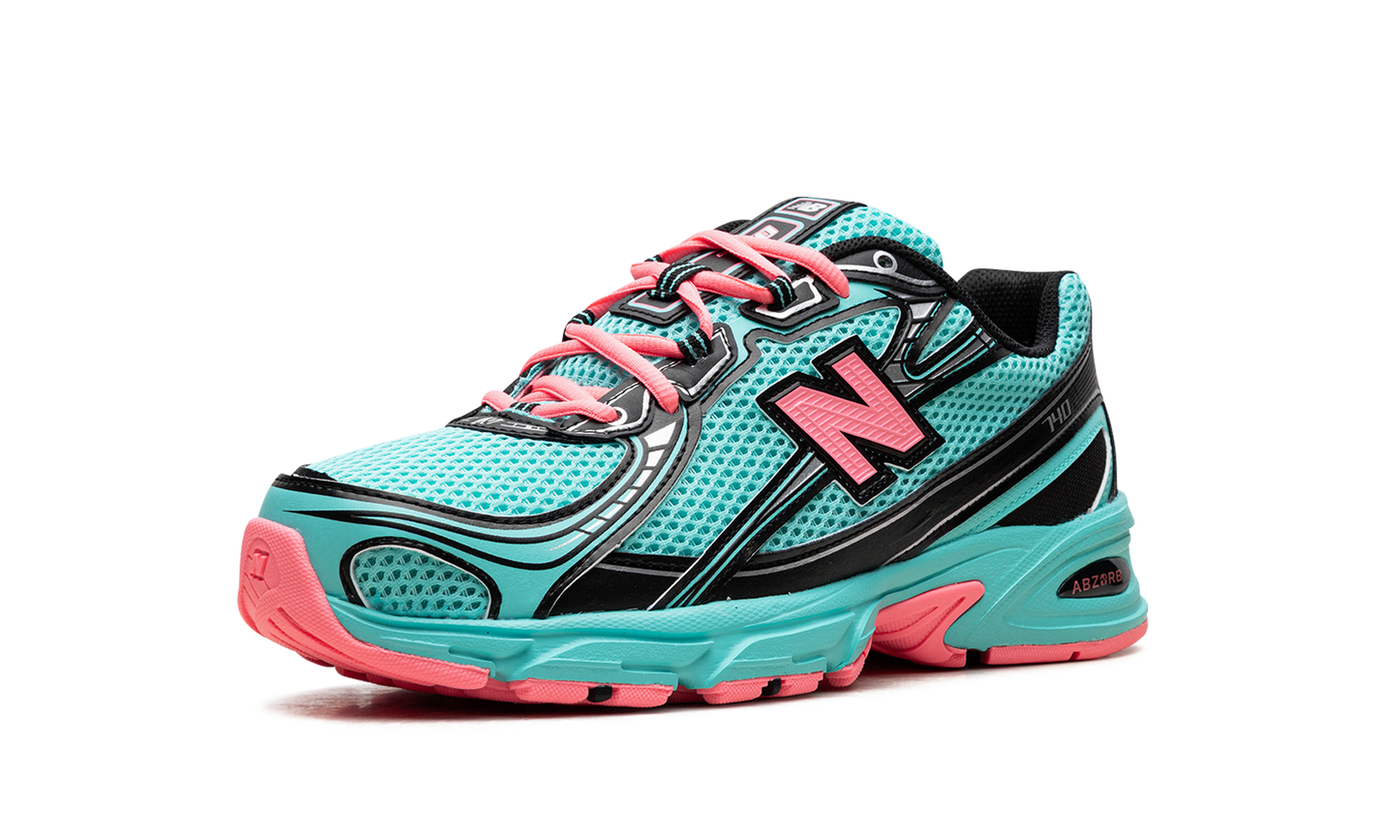 740 "Cyber Jade" U740EG2