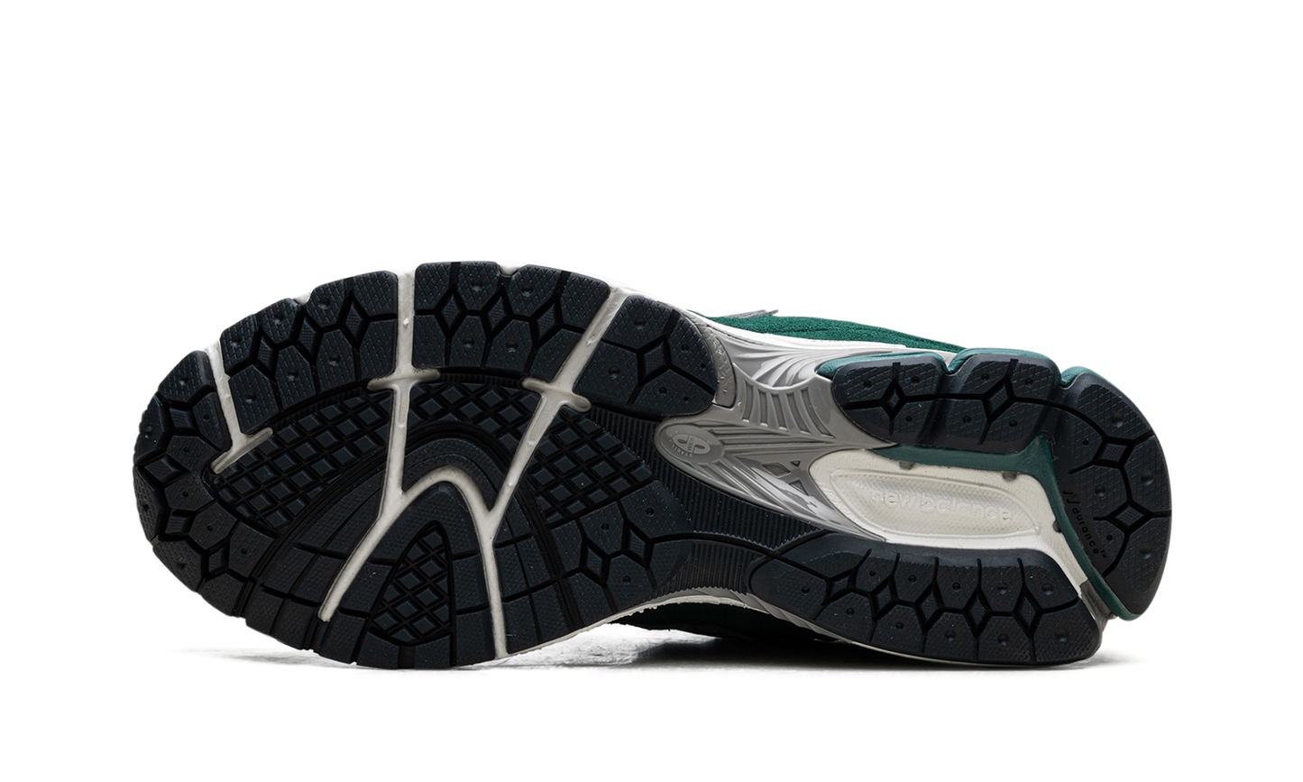 2002R "Marsh Green" M2002RFK