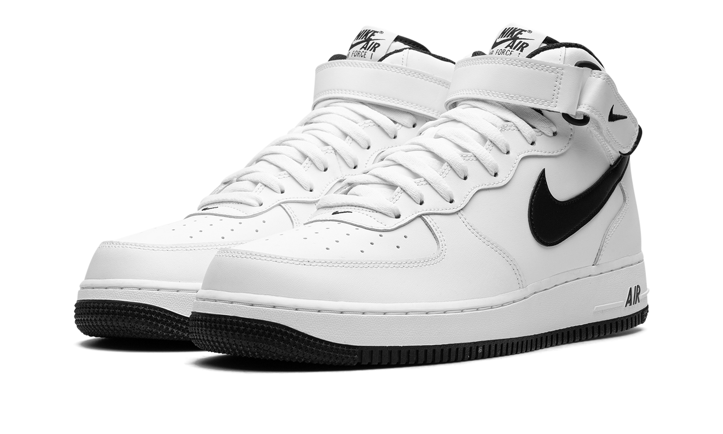 Air Force 1 Mid "White/Black"