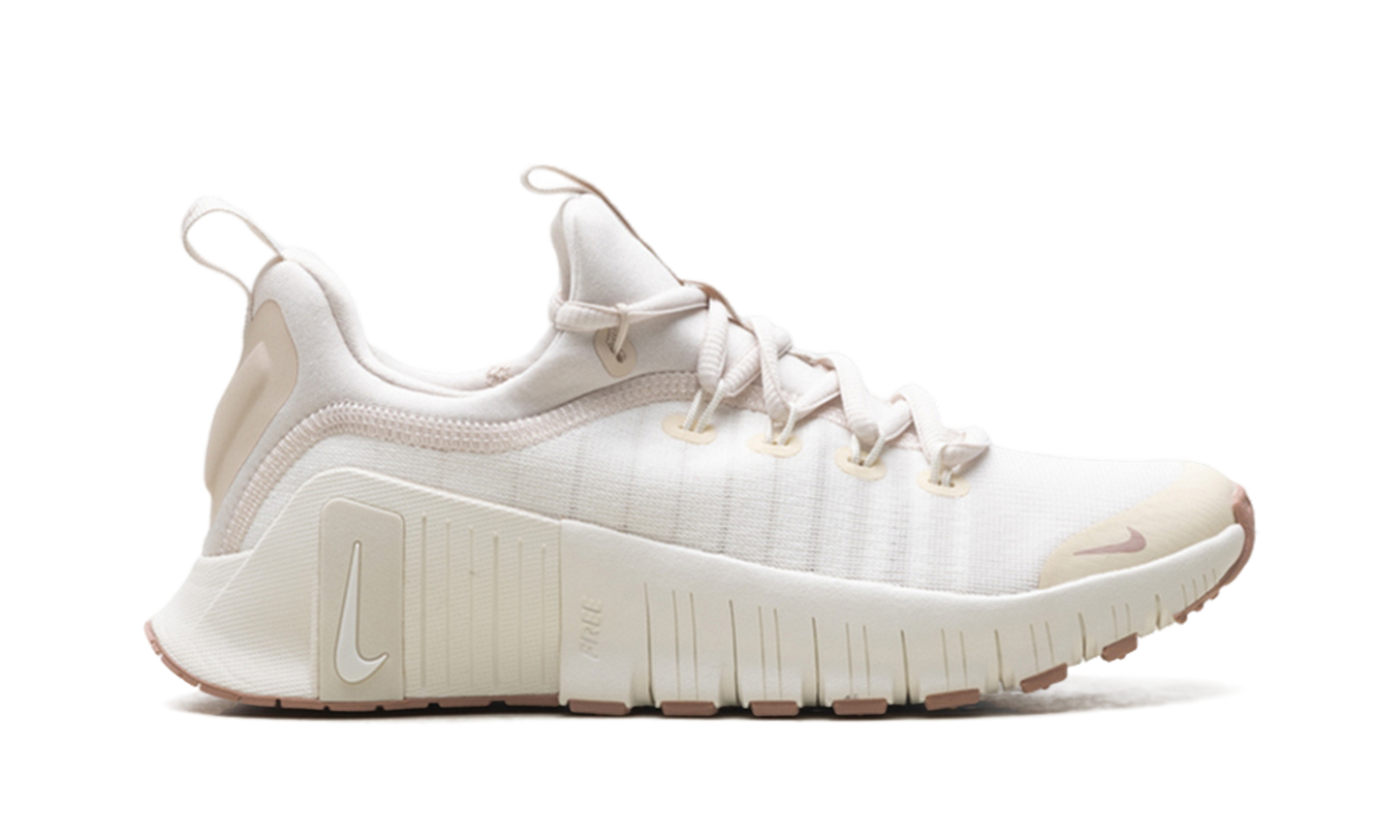 Free Metcon 6 WMNS "Soft Pearl Pearl White Sail Particle Pink" FJ7126 011