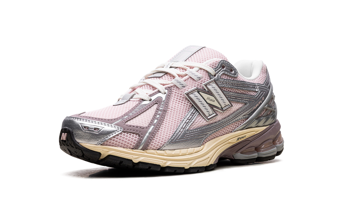 1906R "Rose Sugar Silver" U1906RNF