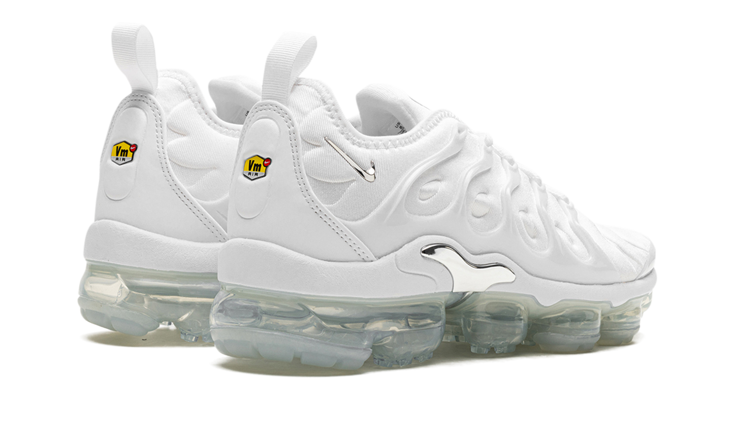 Air VaporMax Plus WMNS "White Chrome" FQ8895 100