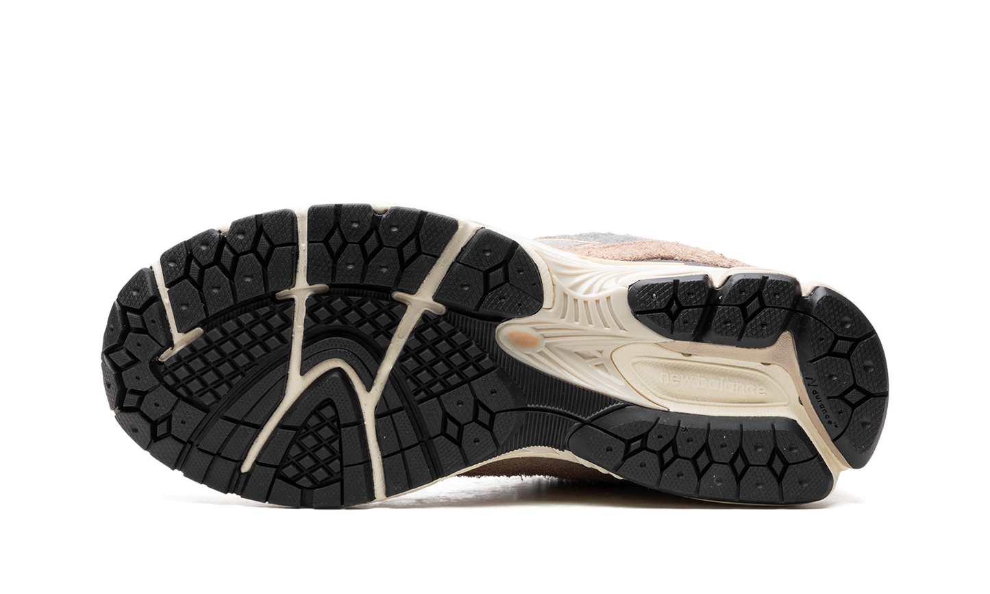 2002R "MUSHROOM" M2002REJ