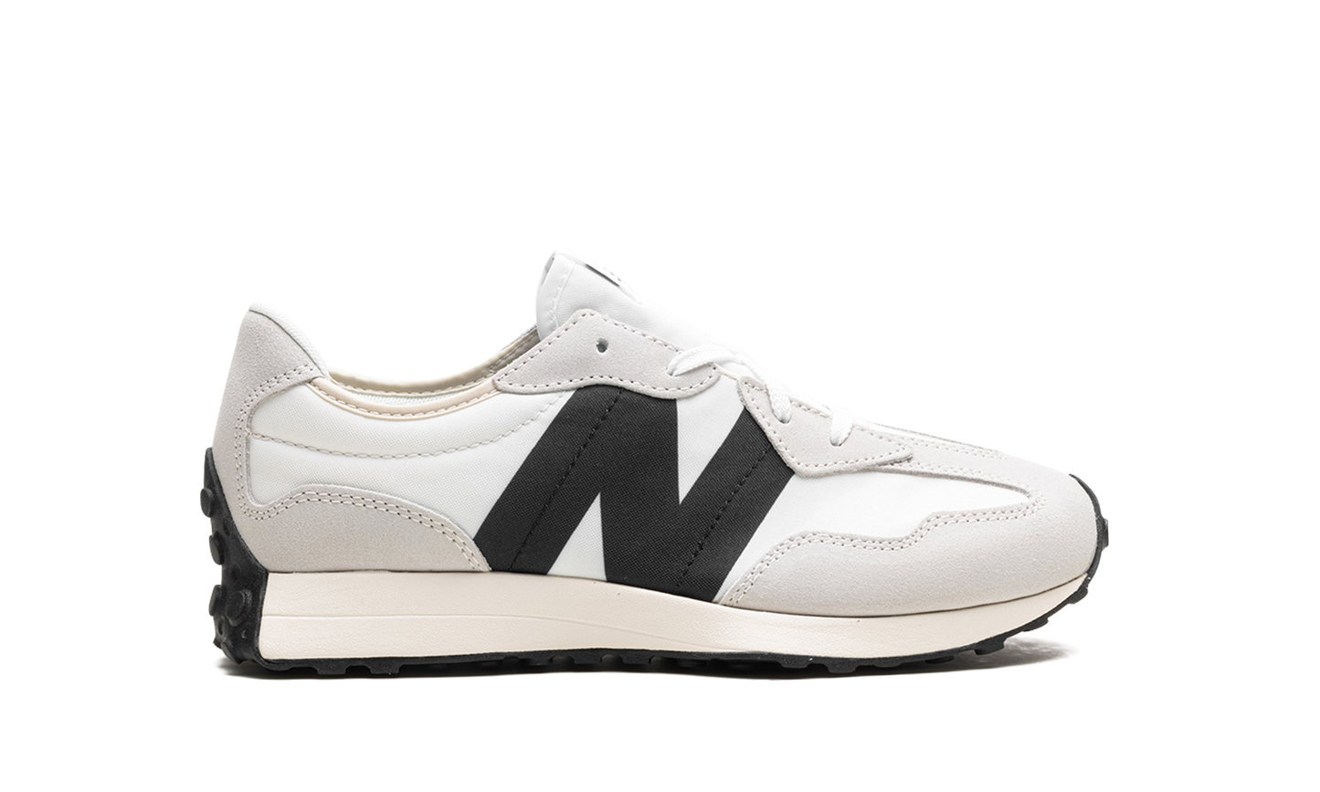 327 GS "Silver birch with black" GS327FE