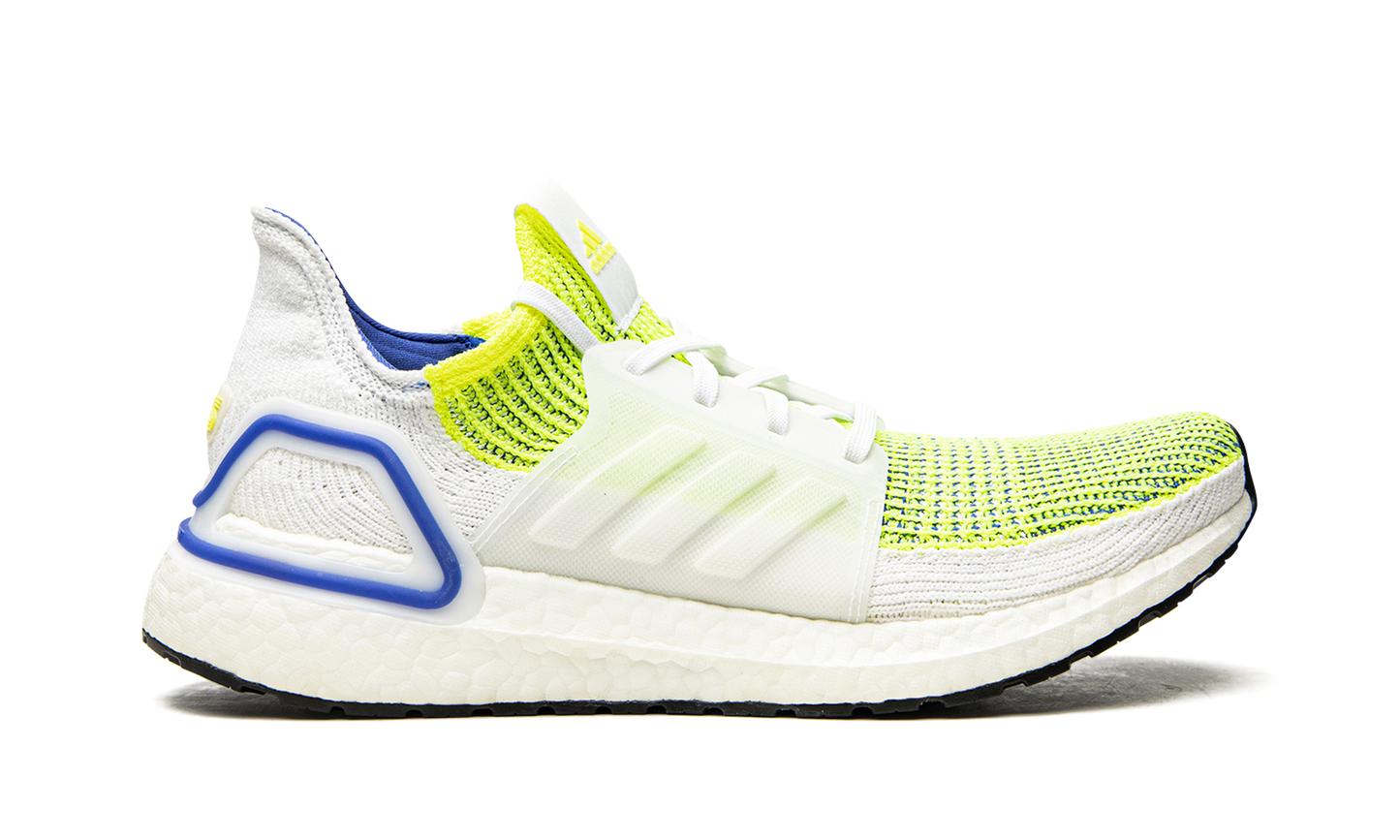 Ultraboost 18 "SNS Special Delivery"