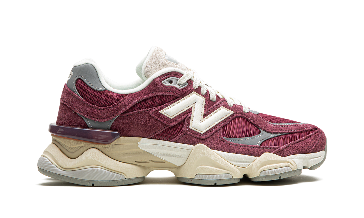 9060 "Washed Burgundy" U9060VNA