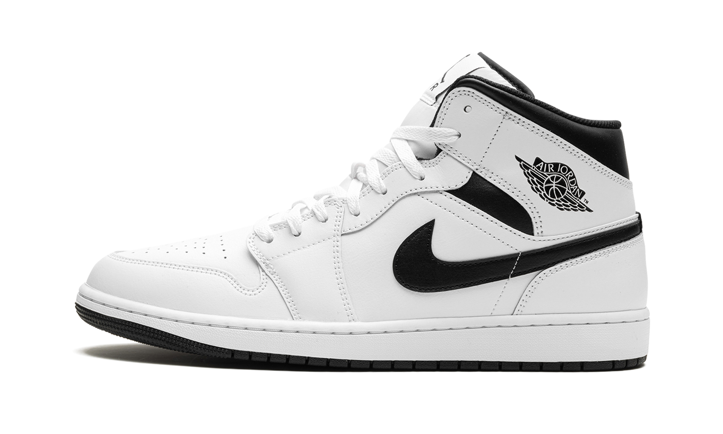 Air Jordan 1 Mid "Stormtrooper" DQ8426 132