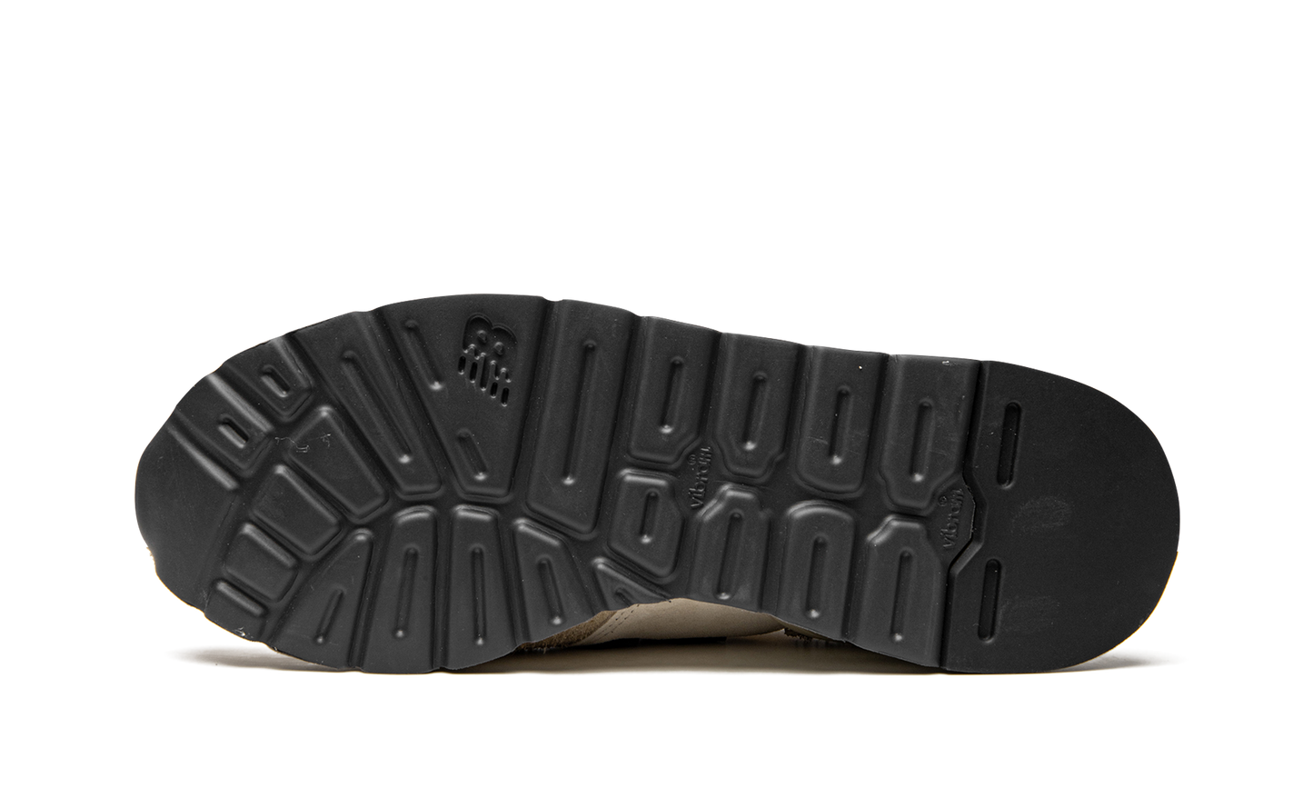 990 V1 "Teddy Santis - Macadamia Nut" M990AD1